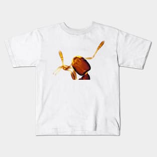 Tiny ant under the microscope Kids T-Shirt